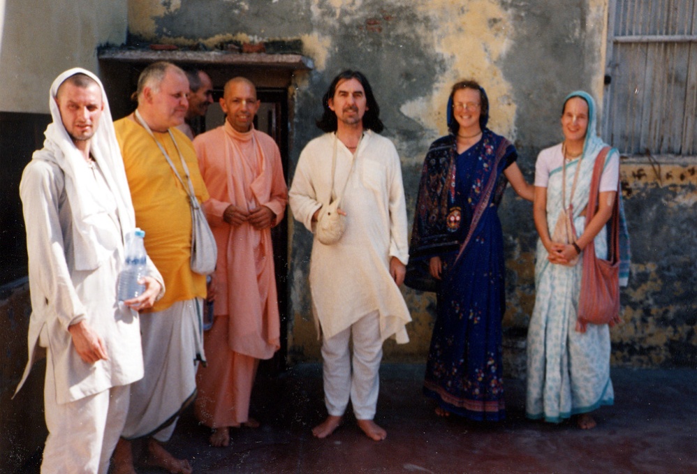 22 SI (entrevista - mantra) O Cantar de Hare Krishna (2000) (da) (pn)2